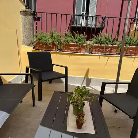 Konukevi Gentile Decumani